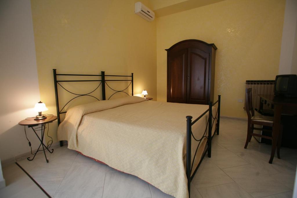 Bed And Breakfast Casagalez ซานตาโดเมนิกา ห้อง รูปภาพ